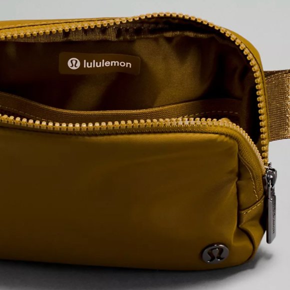 (2313) NWT LULULEMON Everywhere Belt Bag 1L in BURNT CARAMEL (SOLD OUT ONLINE) - Picture 5 of 5